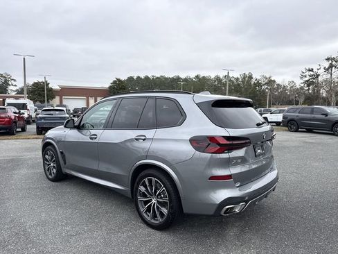 Used 2025 BMW X5 xDrive40i AWD/4WD image 5