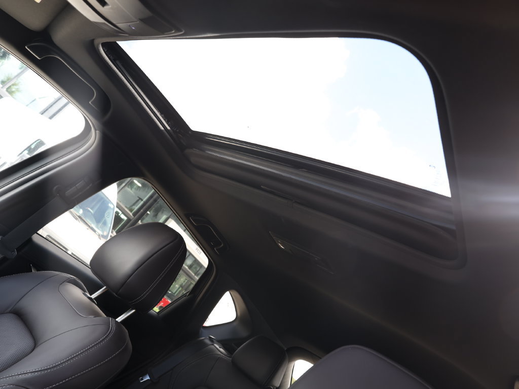 Certified 2024 MAZDA CX-5 Signature AWD/4WD image 18