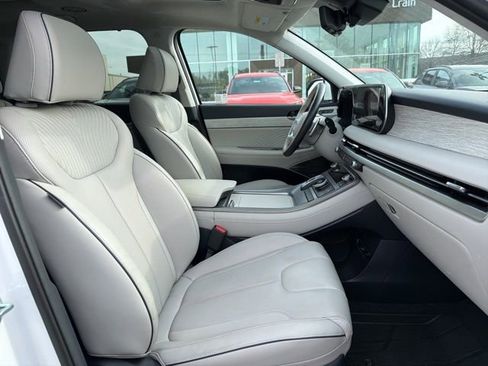 Used 2024 Hyundai Palisade Calligraphy image 31