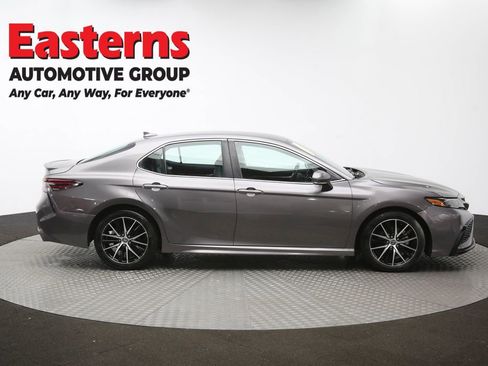 Used 2024 Toyota Camry SE image 44