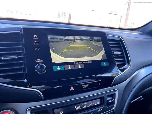 Used 2022 Honda Pilot Sport image 26