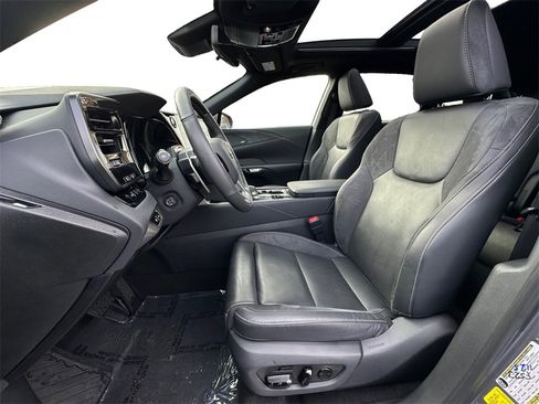 Used 2023 Lexus RX 350 AWD image 9