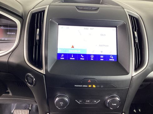 Used 2020 Ford Edge SEL w/ Cold Weather Package AWD/4WD image 25