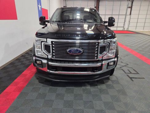 Used 2021 Ford F450 Lariat image 4