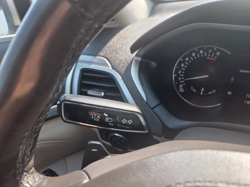 Used 2020 Lincoln MKZ AWD w/ Convenience Package image 23