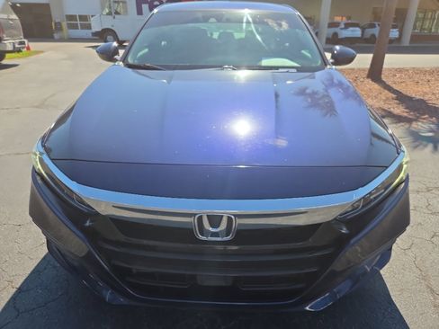 Used 2018 Honda Accord LX image 9