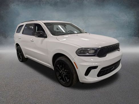 Used 2025 Dodge Durango GT AWD/4WD image 3