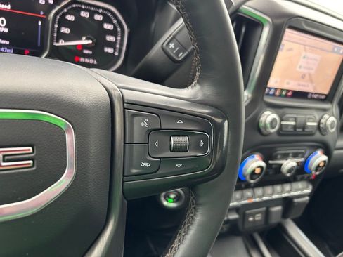 Used 2020 GMC Sierra 2500 AT4 w/ AT4 Premium Package AWD/4WD image 32