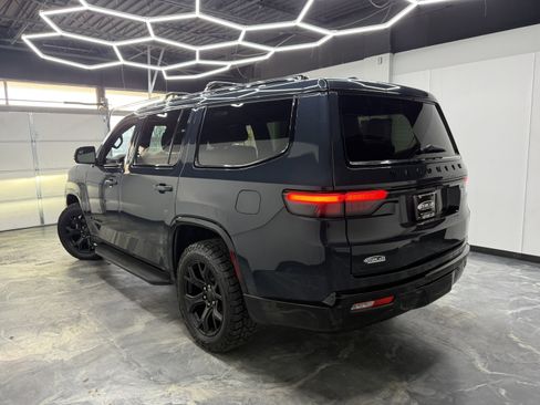 Used 2023 Jeep Wagoneer Series II image 3