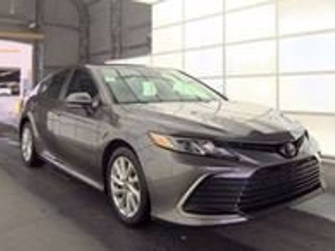 Used 2024 Toyota Camry LE w/ Convenience Package FWD image 2