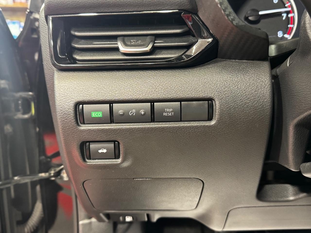 Used 2021 Nissan Sentra SV FWD image 15