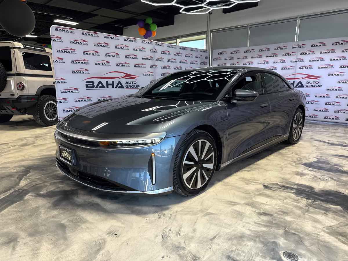 Used 2024 Lucid Air Touring AWD/4WD image 2