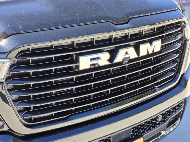 Used 2025 RAM 1500 Laramie AWD/4WD image 11