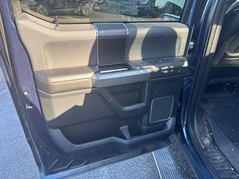 Used 2020 Ford F150 Platinum w/ Equipment Group 701A Luxury AWD/4WD image 32