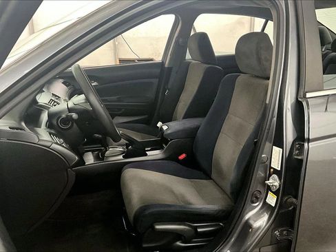 Used 2010 Honda Accord LX image 25