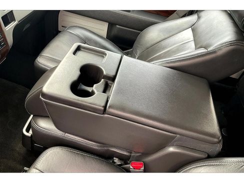 Used 2012 Ford F150 Lariat w/ Lariat Chrome Pkg image 17