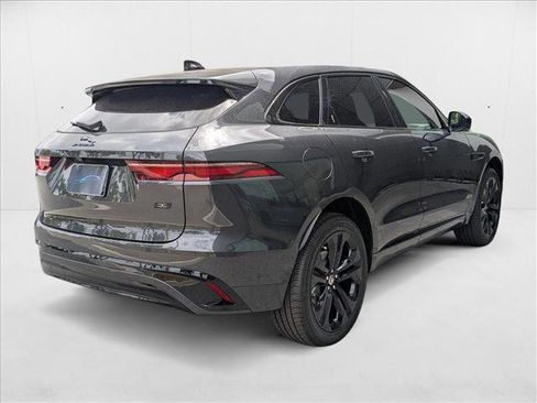 New 2026 Jaguar F-PACE R-Dynamic S image 2