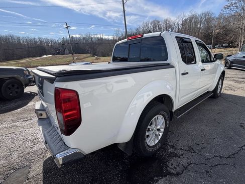 Used 2015 Nissan Frontier SV w/ SV Value Truck Package image 6
