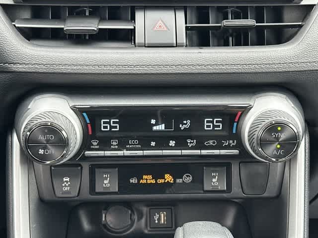 Used 2025 Toyota RAV4 XLE w/ Convenience Package AWD/4WD image 15