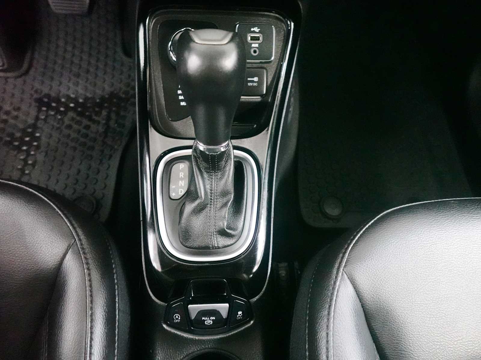 Used 2018 Jeep Compass Latitude w/ Popular Equipment Group AWD/4WD image 23