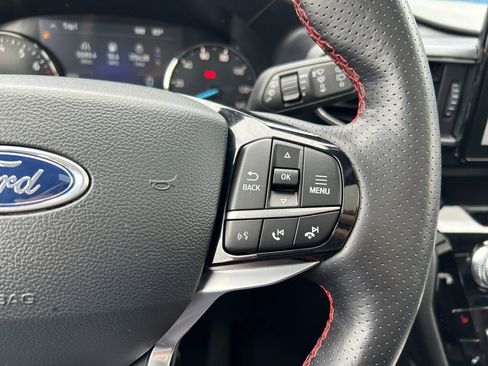 Used 2023 Ford Explorer ST-Line image 18