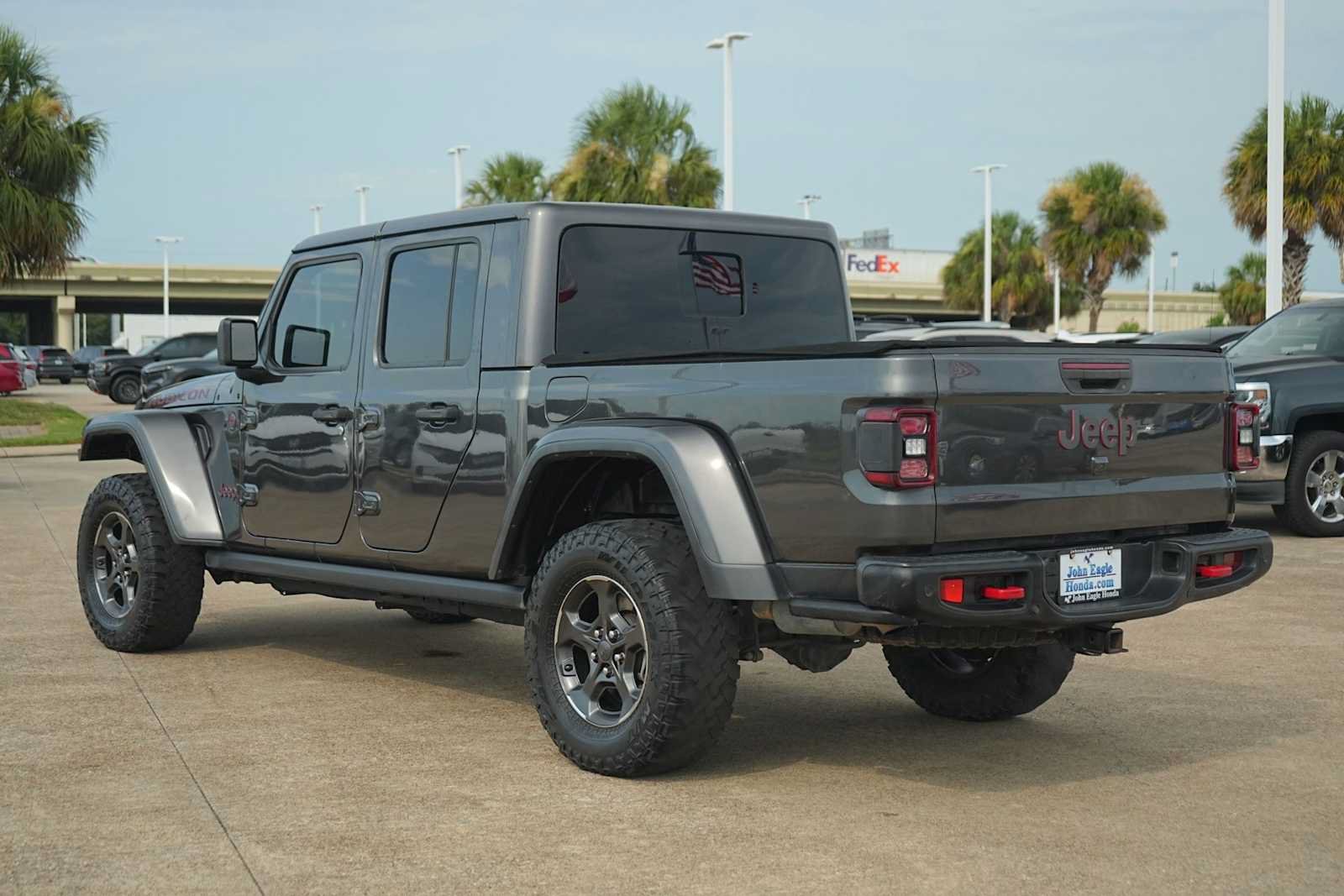 Used 2021 Jeep Gladiator Rubicon AWD/4WD image 4
