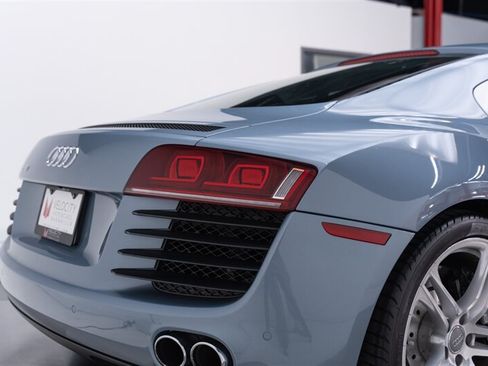 Used 2011 Audi R8 V8 AWD/4WD image 26