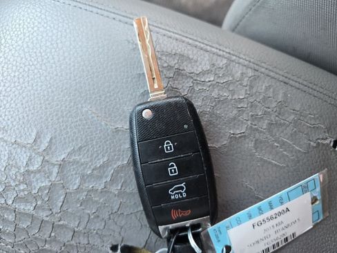Used 2015 Kia Sorento LX FWD image 28