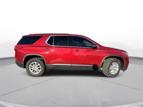 Used 2021 Chevrolet Traverse LT image 5