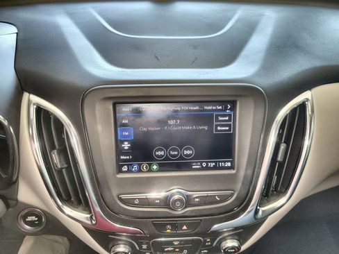 Used 2023 Chevrolet Equinox LS w/ LS Convenience Package FWD image 16