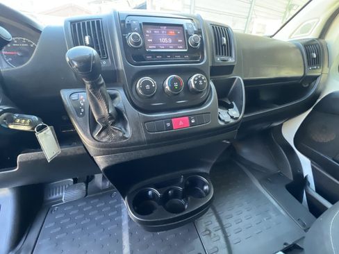 Used 2020 RAM ProMaster 1500 w/ Interior Convenience Group FWD image 12