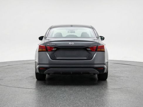 Used 2025 Nissan Altima 2.5 SV image 7