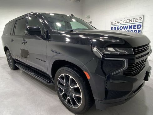 Used 2024 Chevrolet Suburban RST w/ Luxury Package AWD/4WD image 2