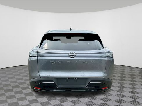 Used 2025 Nissan Murano SV image 18