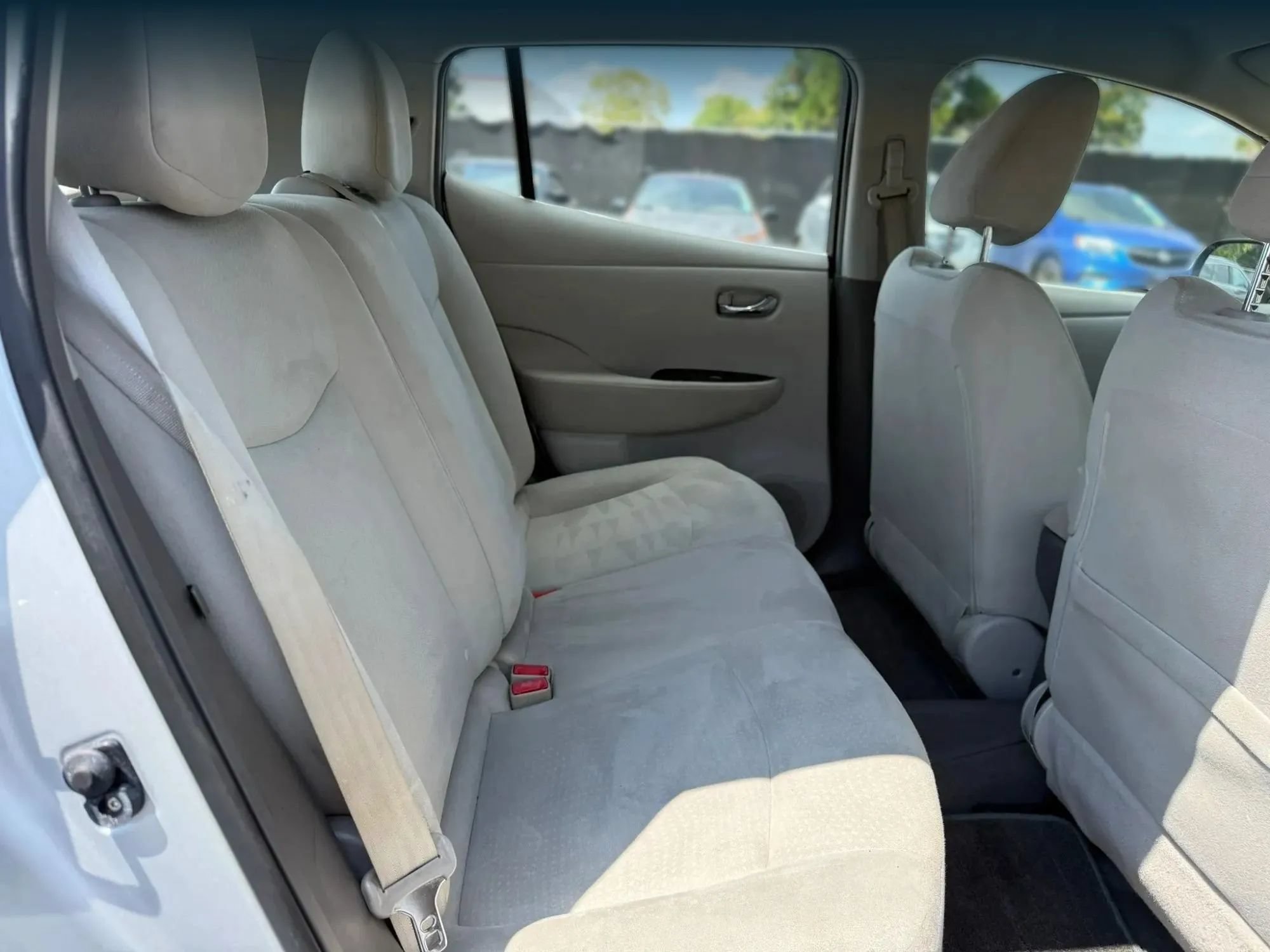 Used 2012 Nissan Leaf SL w/ Recycling/Organizational Pkg FWD image 20