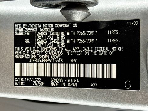 Used 2023 Toyota 4Runner TRD Off-Road Premium image 30