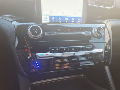 Used 2023 Ford Explorer ST w/ Equipment Group 401A image 25