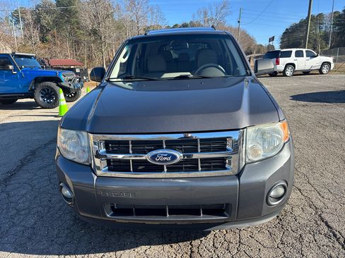 Used 2010 Ford Escape XLT image 5
