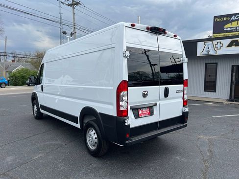 Used 2023 RAM ProMaster 2500 image 8