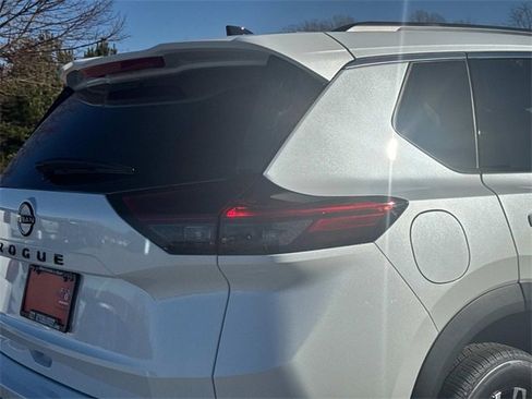 New 2026 Nissan Rogue SV image 12