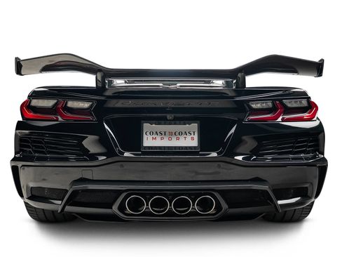 Used 2025 Chevrolet Corvette Z06 RWD image 13
