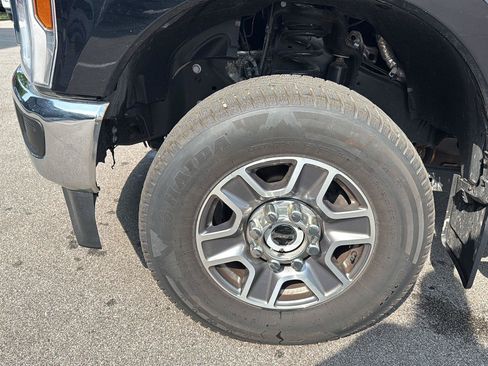 Used 2025 Ford F250 XLT w/ FX4 Off-Road Package AWD/4WD image 15