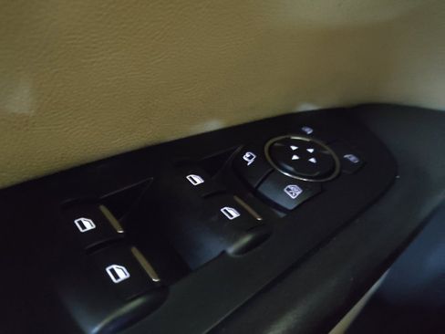 Used 2017 Lincoln MKX Reserve w/ Lincoln MKX Climate Package AWD/4WD image 27