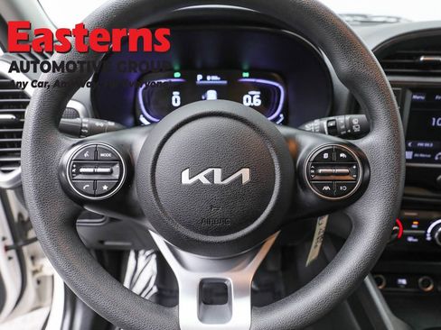 Used 2024 Kia Soul LX w/ Option Group 015 image 10