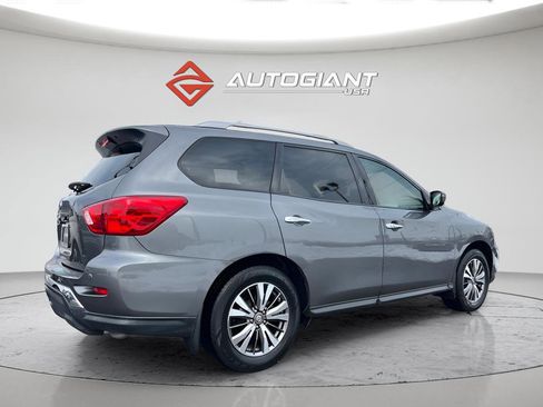 Used 2019 Nissan Pathfinder S image 8
