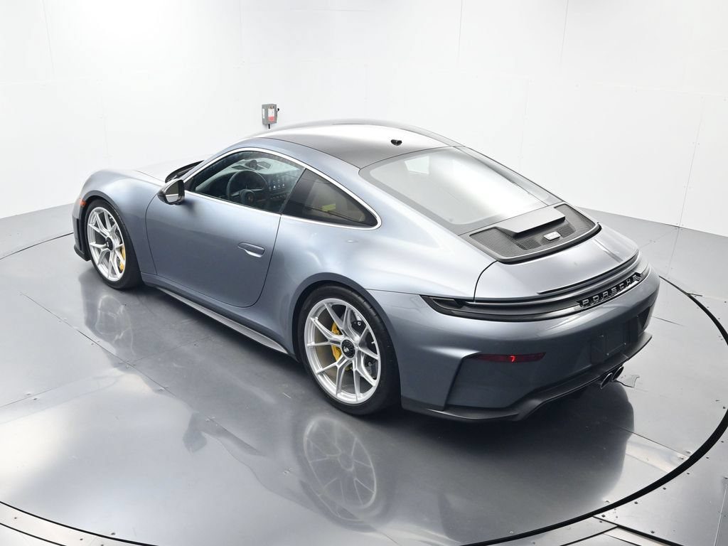Certified 2026 Porsche 911 GT3 RWD image 40
