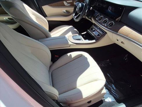 Used 2023 Mercedes-Benz E 350 Sedan image 22