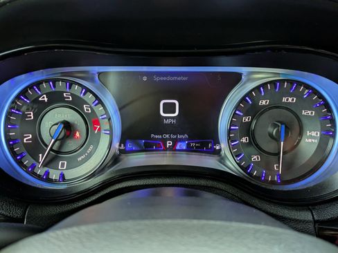 Used 2023 Chrysler 300 S image 17