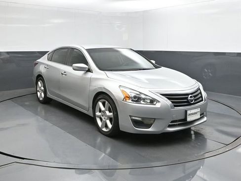 Used 2015 Nissan Altima 2.5 S image 17