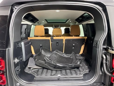 Certified 2024 Land Rover Defender 110 S image 27